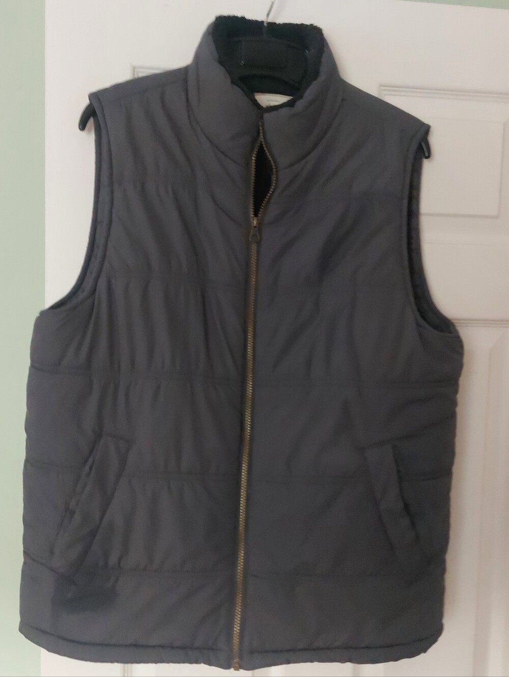 Men's Quilted Puffer Vest - Gray